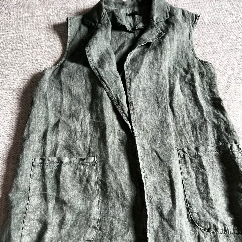 Women’s Green Linen Blend Vest Size Medium